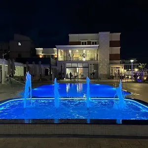 Colis Τίρανα